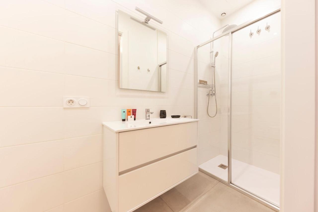Bravissimo Riu Onyar Apartman Girona Kültér fotó