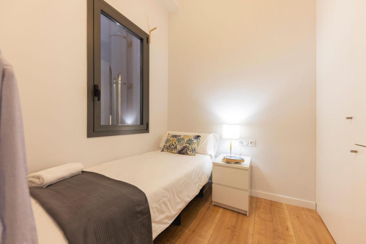 Bravissimo Riu Onyar Apartman Girona Kültér fotó